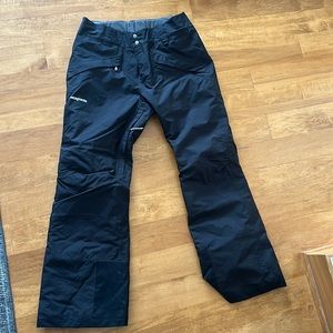 Patagonia women’s insulated snow pants- worn once